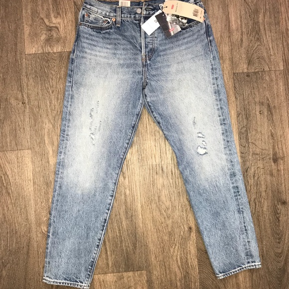 Levi's Denim - NWT Levi’s Wedgie Fit Jeans